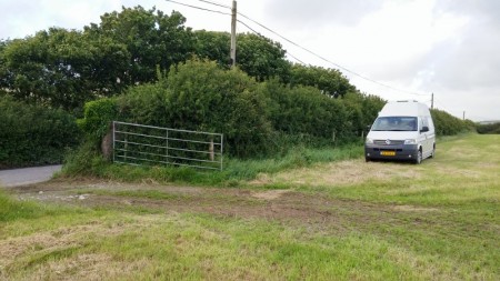 20170611_201744_HDR (800x450).jpg (240.75 KiB) 6589 keer bekeken Wild kamperen in een weiland