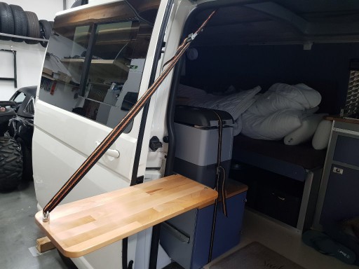 Hoge buiten tafel 8.jpg